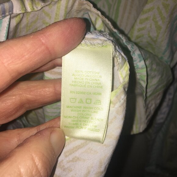 Sigrid Olsen L Button Down Shirt in Watercolors with Roses - Picture 6 of 13